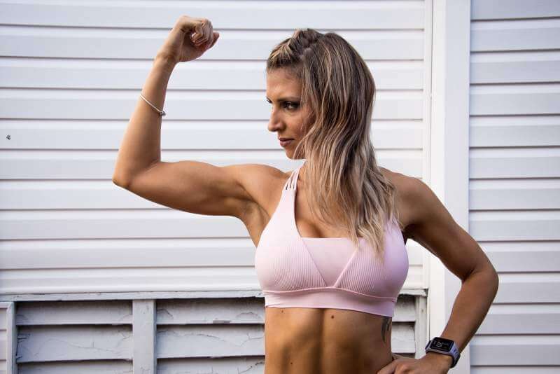 fit-strong-female-fitness-training